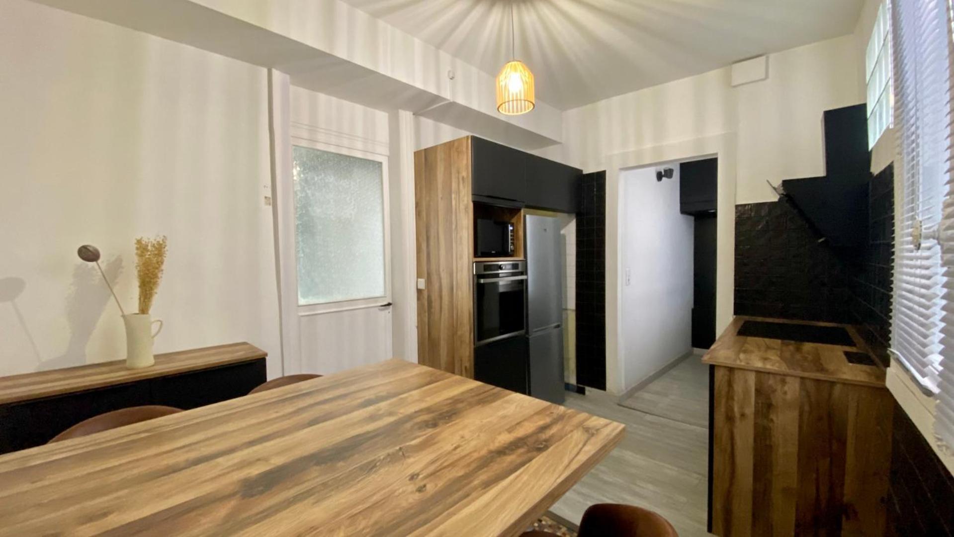 Spacieux Pour 10 Personnes Au Coeur De Rennes Exterior photo